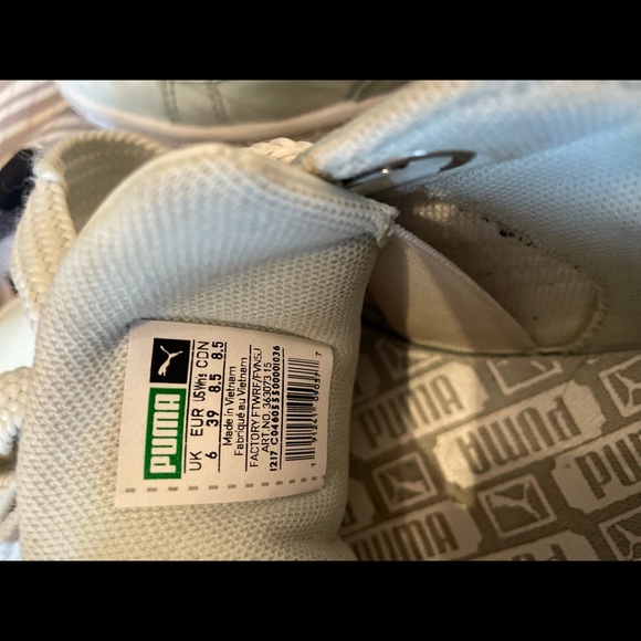 Puma sneaker. US 8.5 EU 39 - Picture 6 of 6